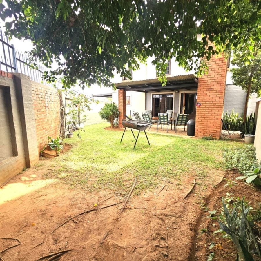 To Let 3 Bedroom Property for Rent in Waterval East North West